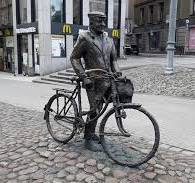 Stary Marych na poznańskim Deptaku